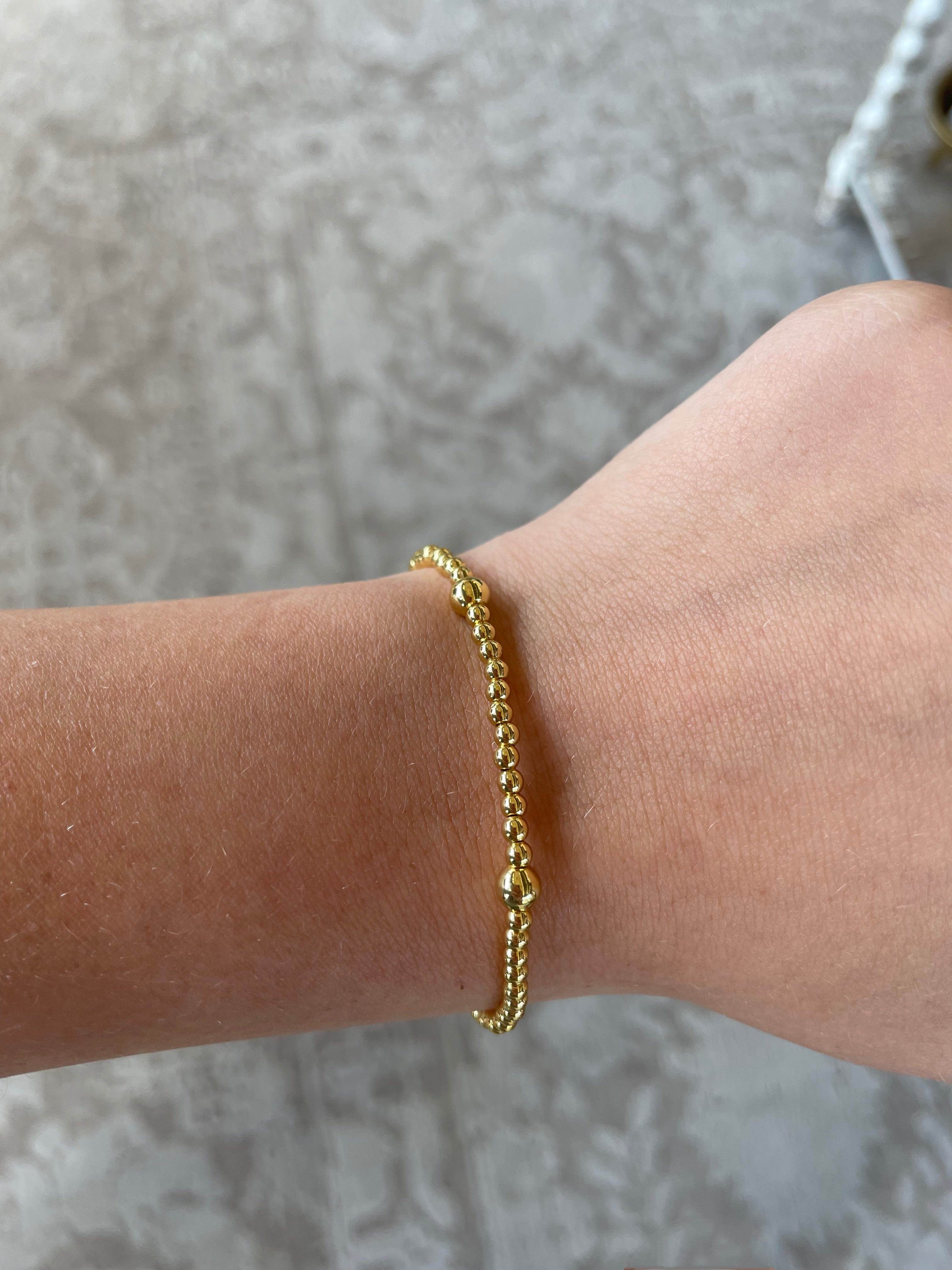 Splendid Iris Gold Plated Bead Bracelet