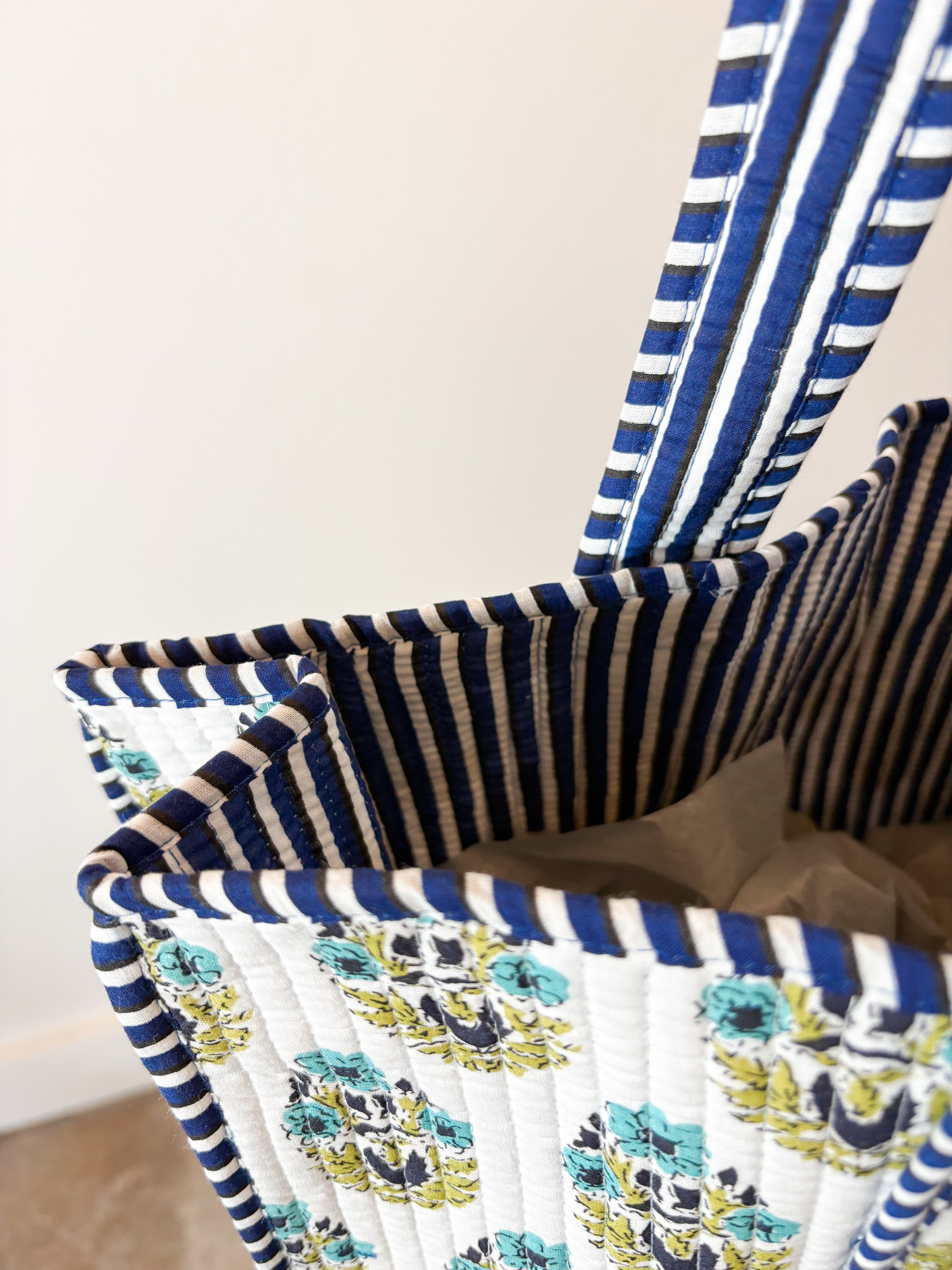 The Azeala Large Tote