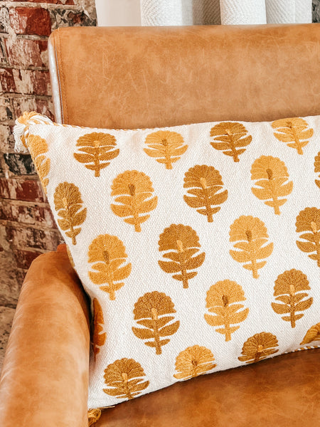 Leaf Detailed Pillow