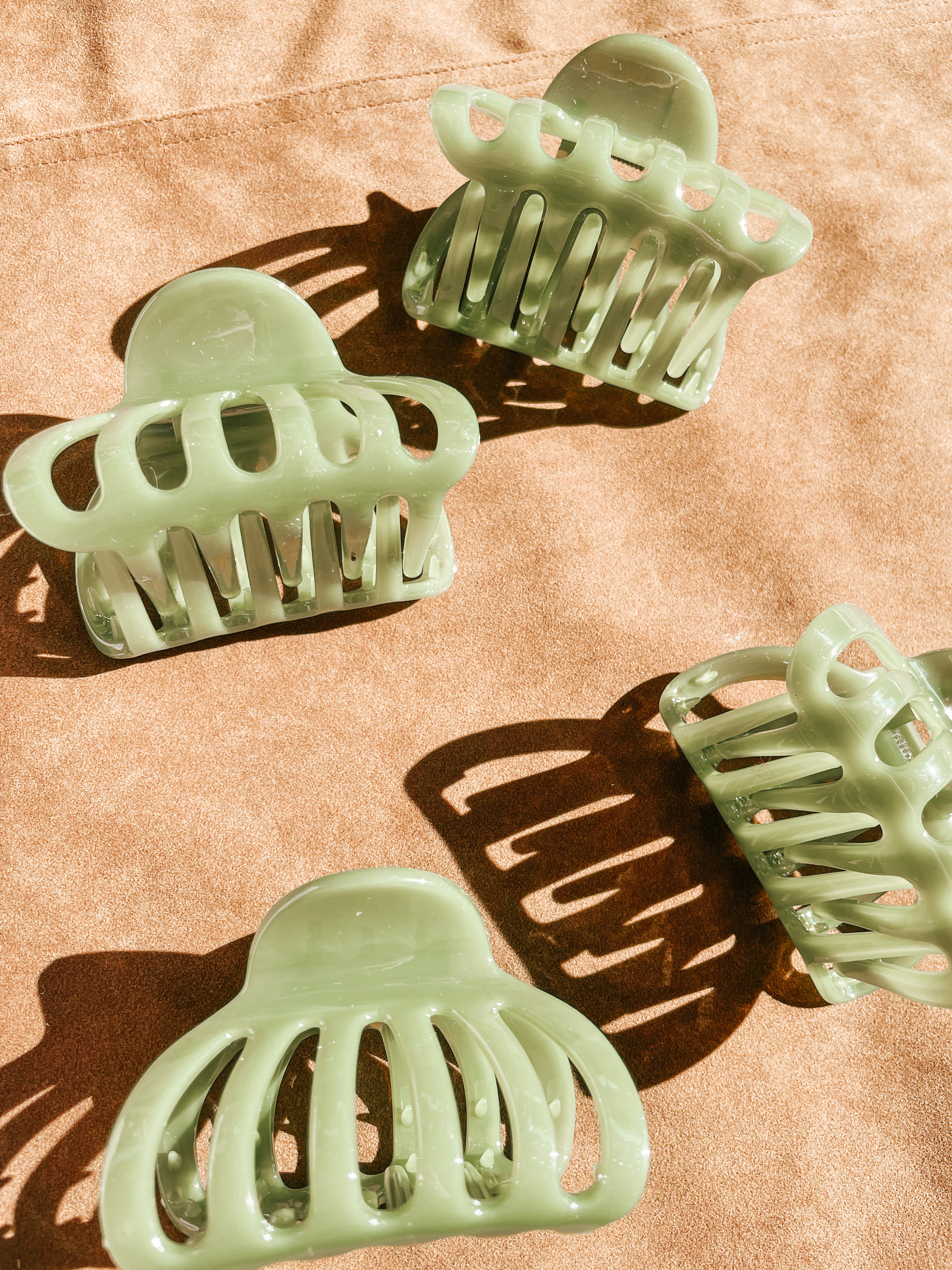 The Evergreen Claw Clip