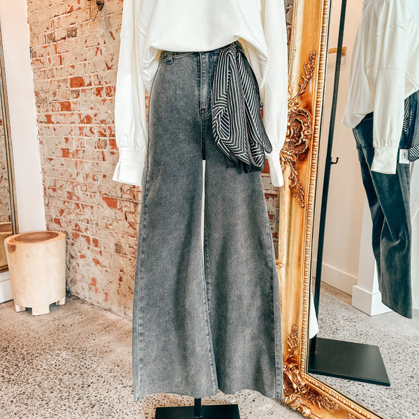 Demi Flare Jeans