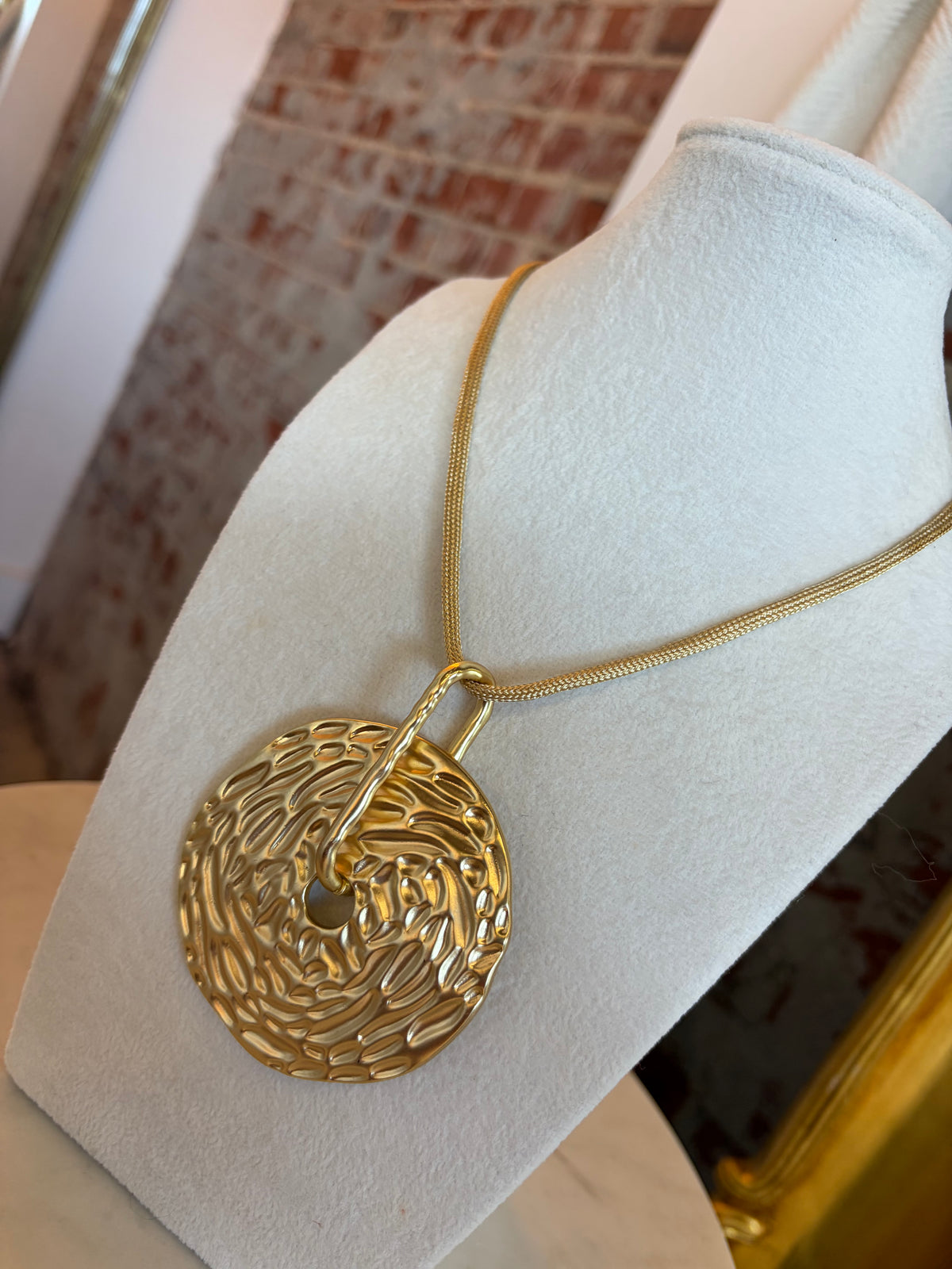 Moon Glow Necklace