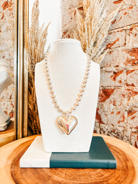 The Lola Necklace