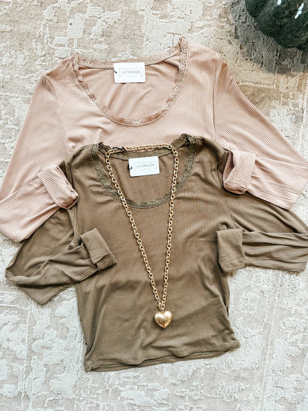 Gilbert Top