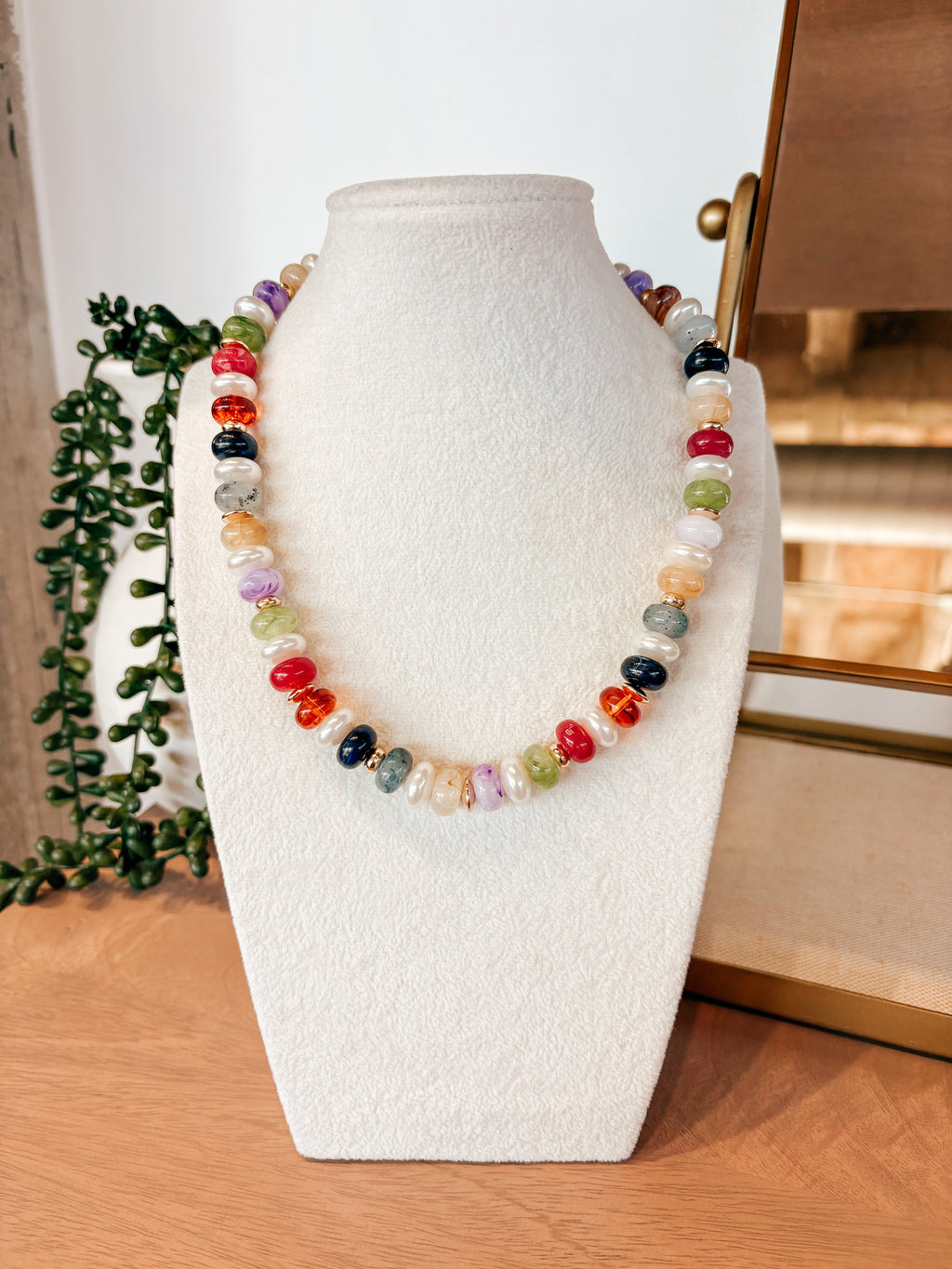 The Multi Iris Neckalce