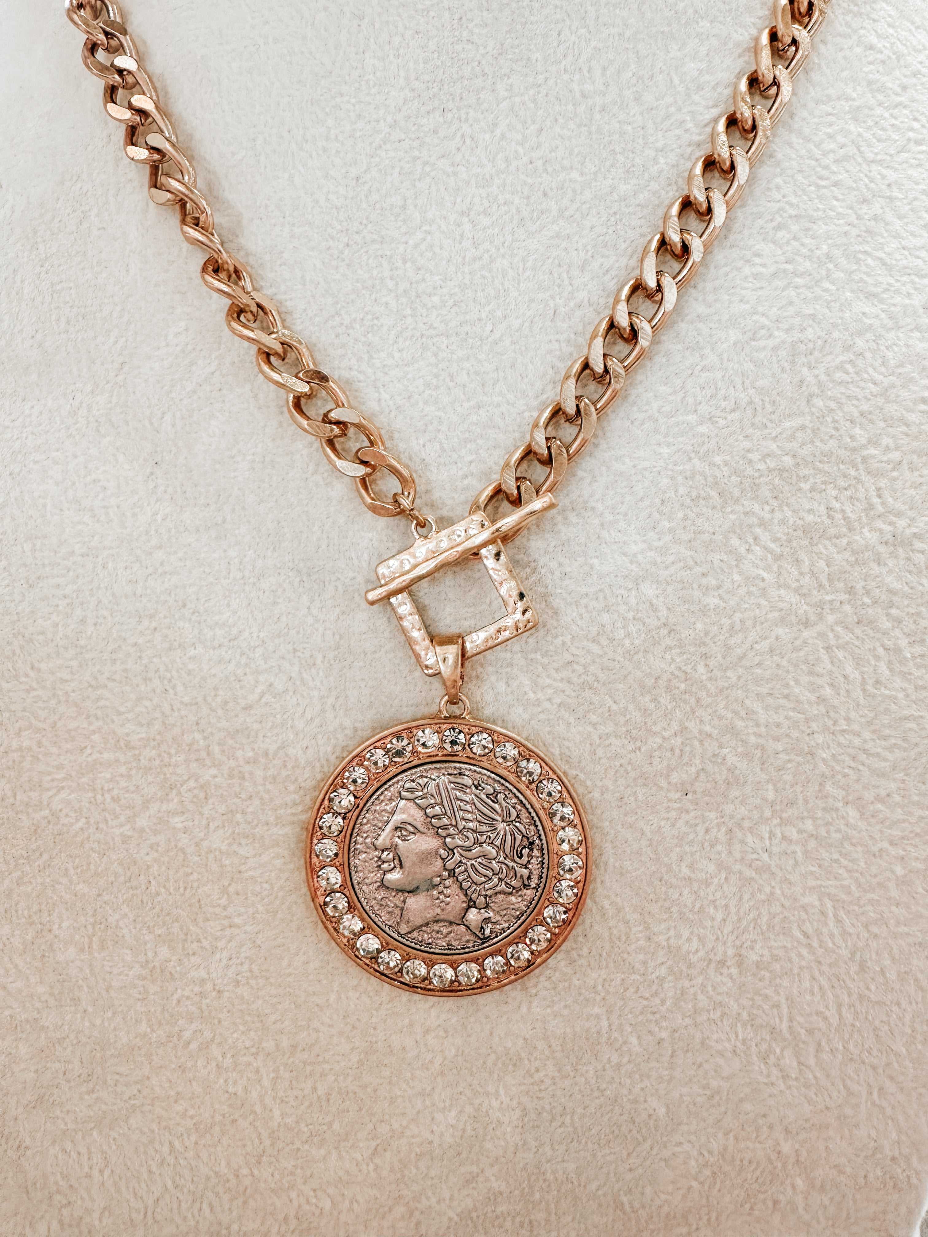 Team Necklace