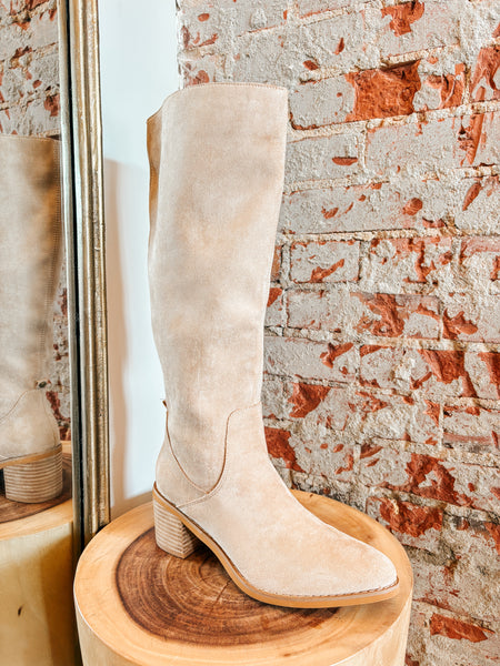 Juno Boots