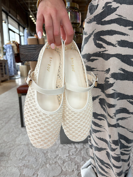 The Cambridge Woven Flat